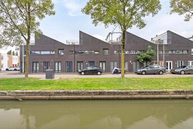 listing-568b97f8-3dbb-4149-b785-1775c32fa666-250267874.jpg